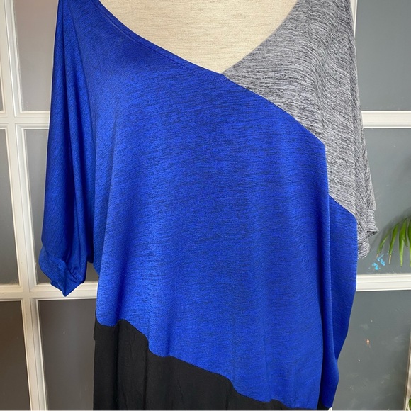 EUC Women’s Size 3X, I. N. Studio Heather Gray/Blue  & Black Diagonal Stripes - Picture 6 of 14